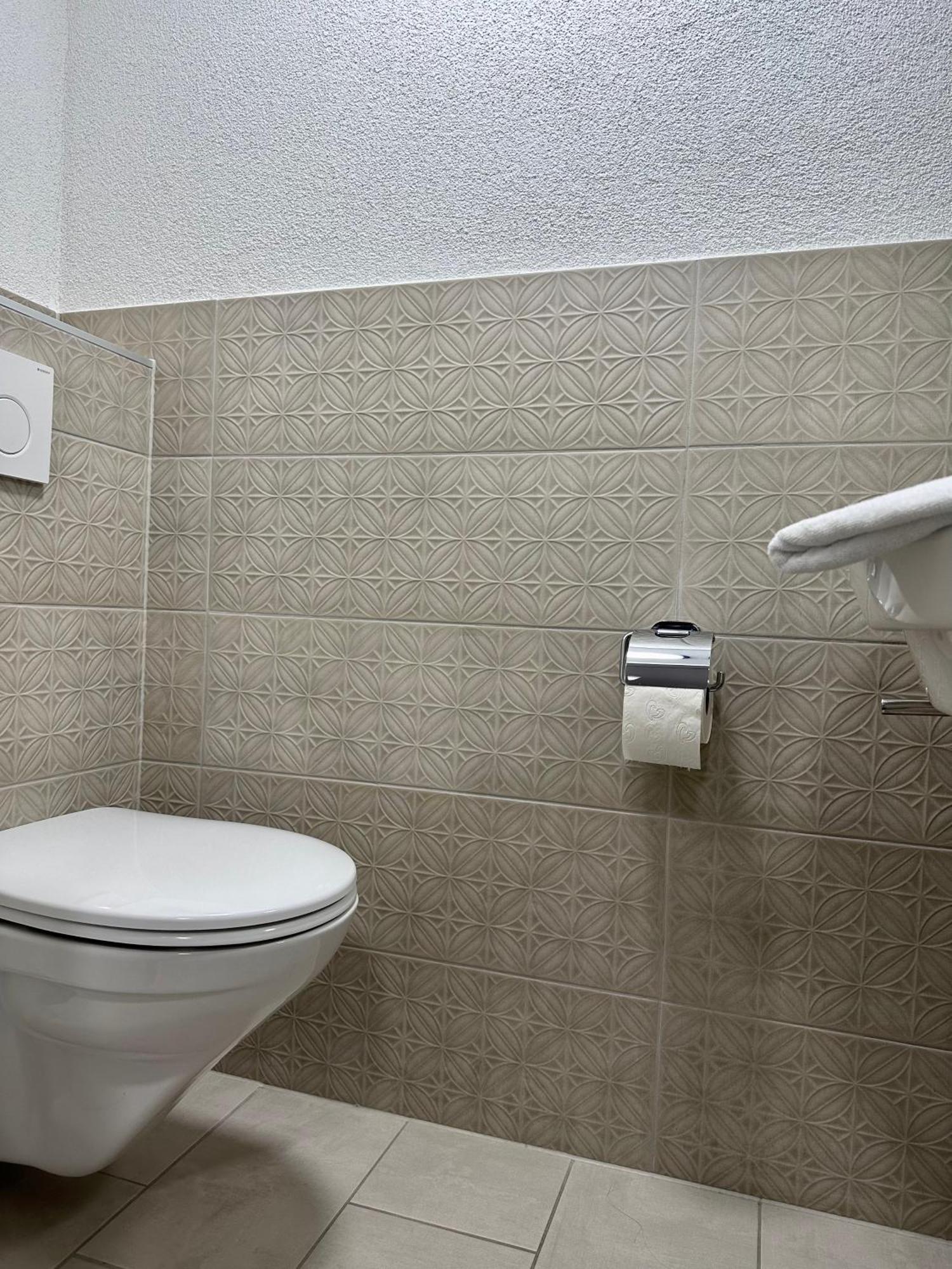 Welcome Hotel - Hellbuehl Self-Check-In Luaran gambar