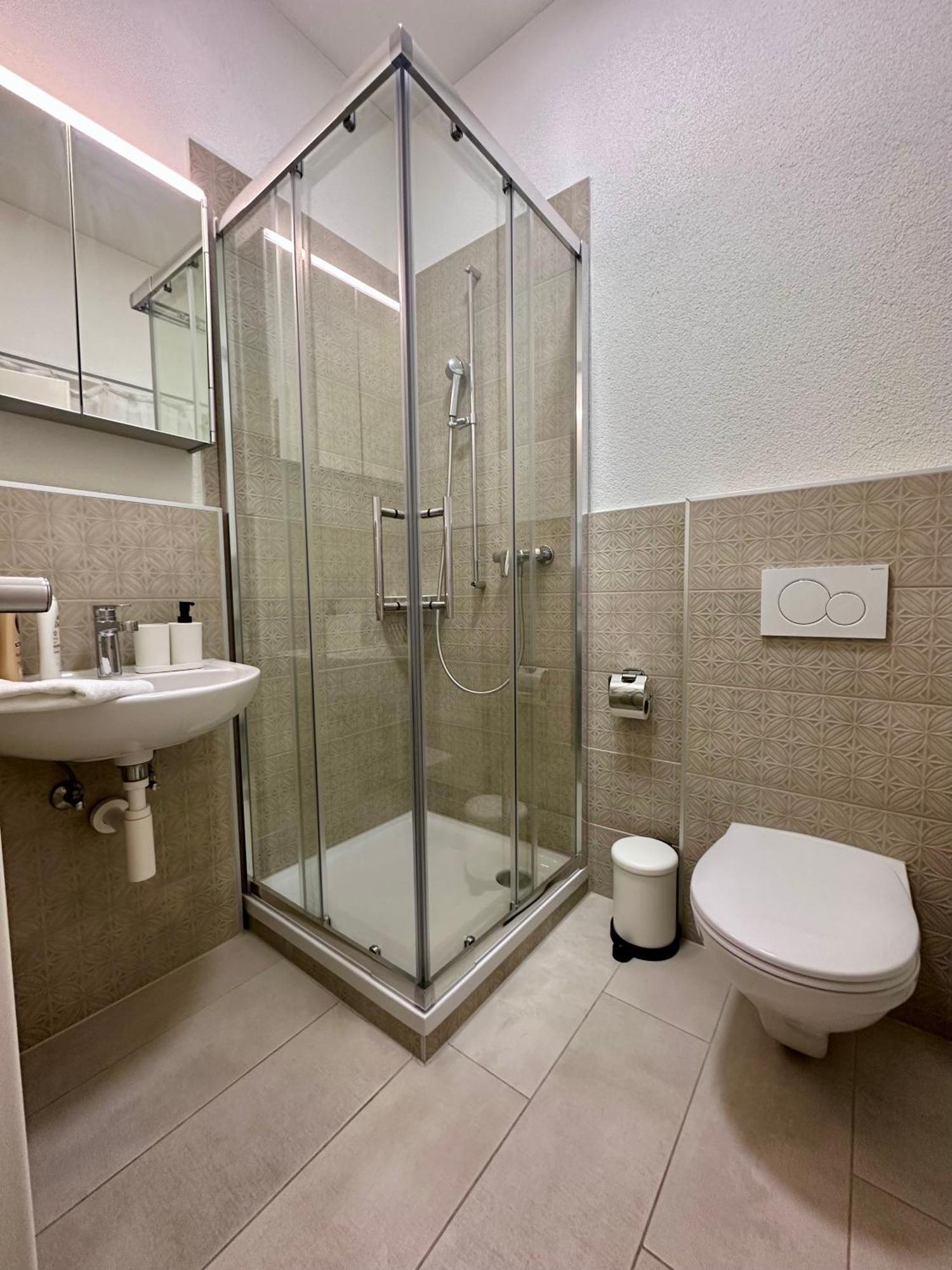 Welcome Hotel - Hellbuehl Self-Check-In Luaran gambar